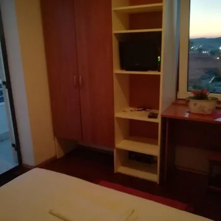 Apartment Pero - 50 M From Sea *