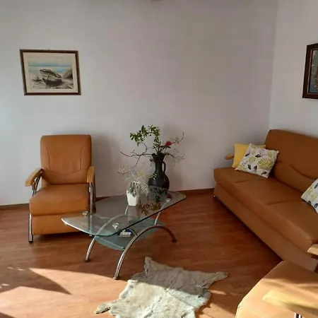 Pero - 50 M From Sea Banjol